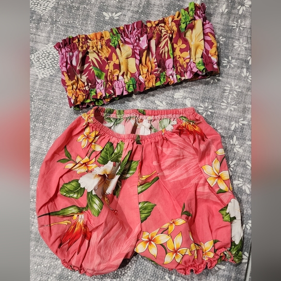 Hawaiian Hibiscus/Plumeria Floral Print Shorts & Skirts Set (12 Months) - Picture 2 of 3
